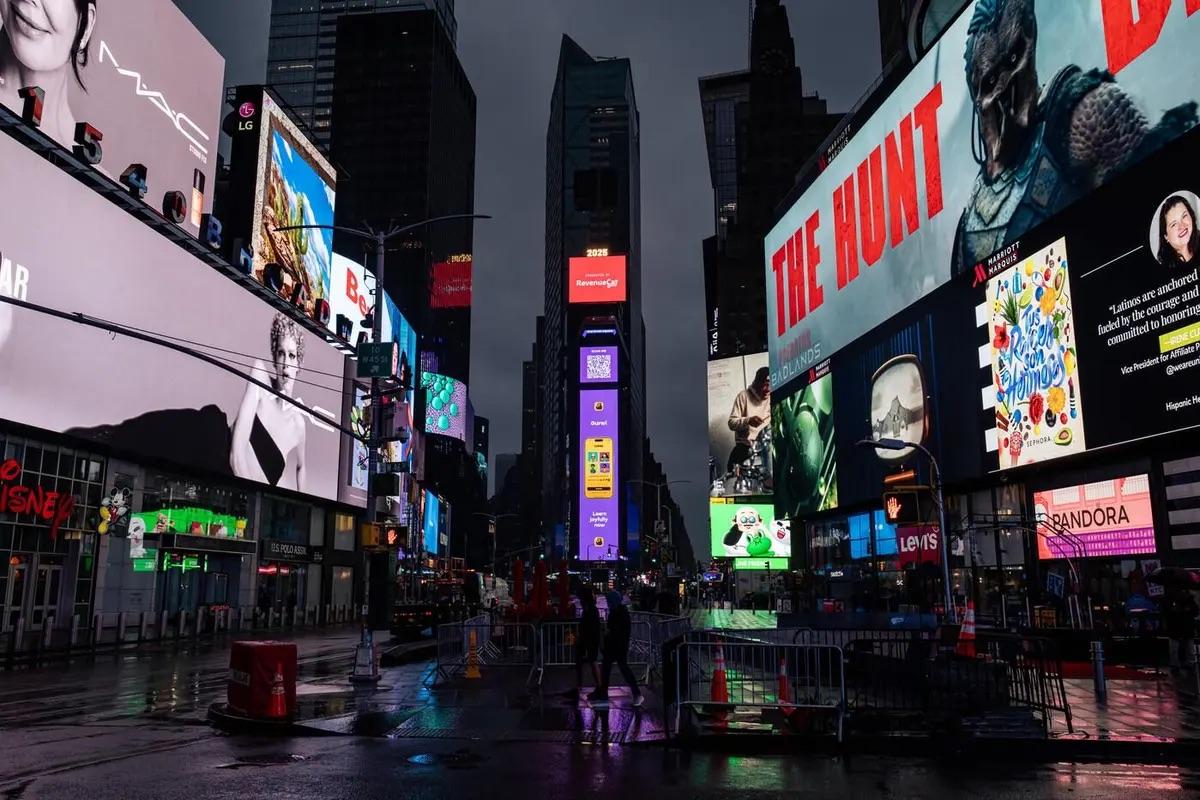 Photo of Times Square in night time.